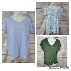 GAP t-shirts scoop neck purple orchid, grey camo, vneck army green M L lot of 3